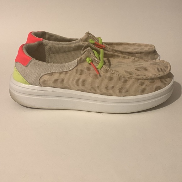 Hey dude size 8 - Picture 2 of 5